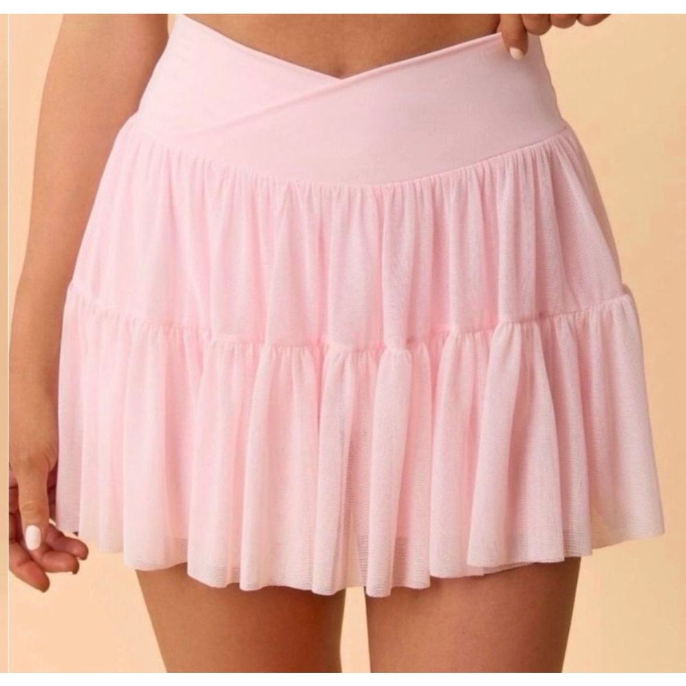 Blogilates Viral Taylor Swift Criss Cross Ballet Skort size Medium Light Pink